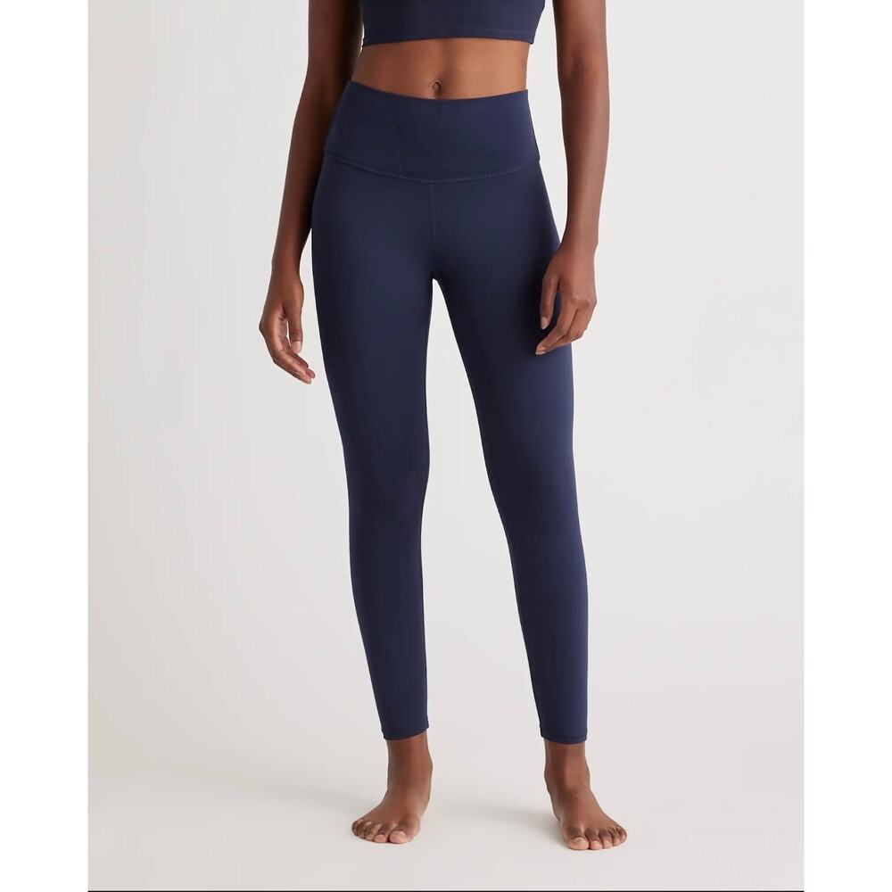 Quince Ultra-Form High-Rise Capri Leggings Size Large